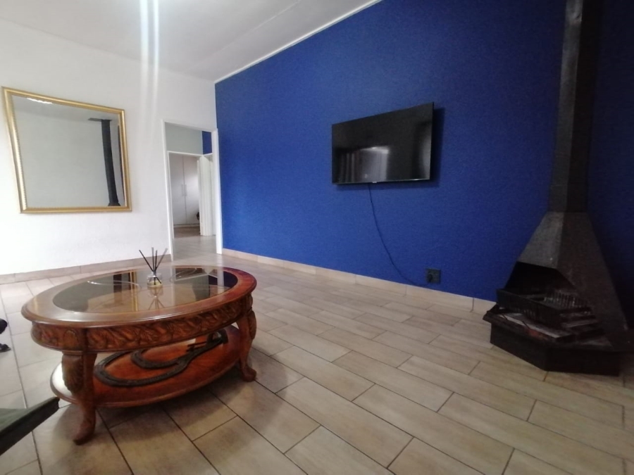 3 Bedroom Property for Sale in Peerless Park Western Cape